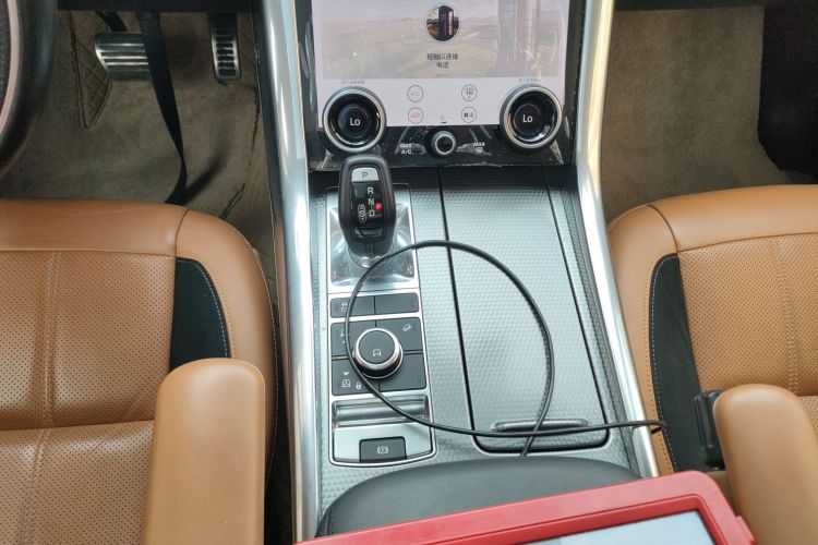 路虎 揽胜运动版 2020款 3.0 L6 HSE DYNAMIC局部细节18