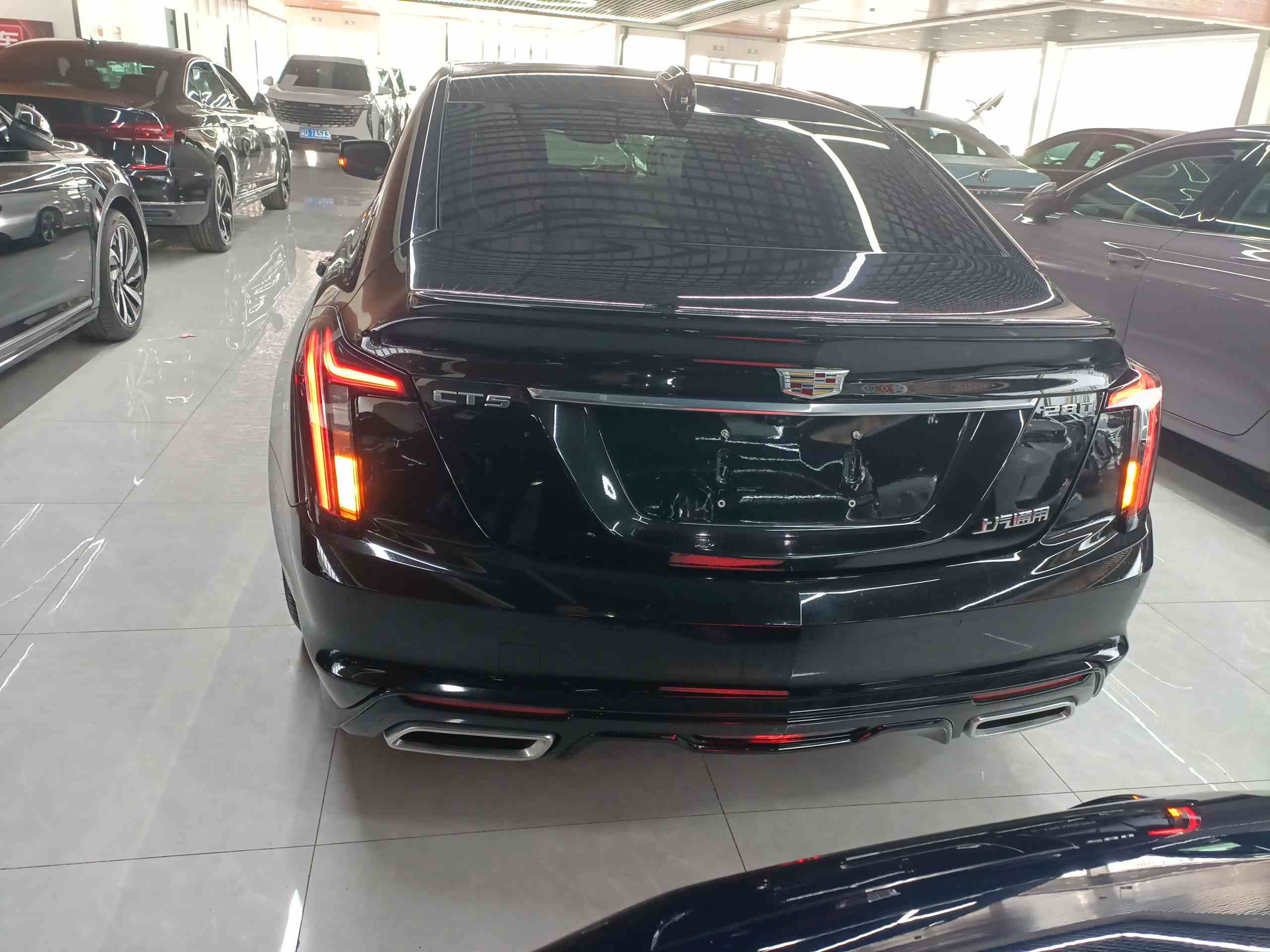 凯迪拉克CT5 2024款 28T 尊贵型(3)