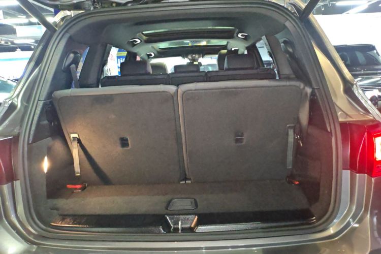 奔驰GLB 2021款 GLB 200 时尚型局部细节23