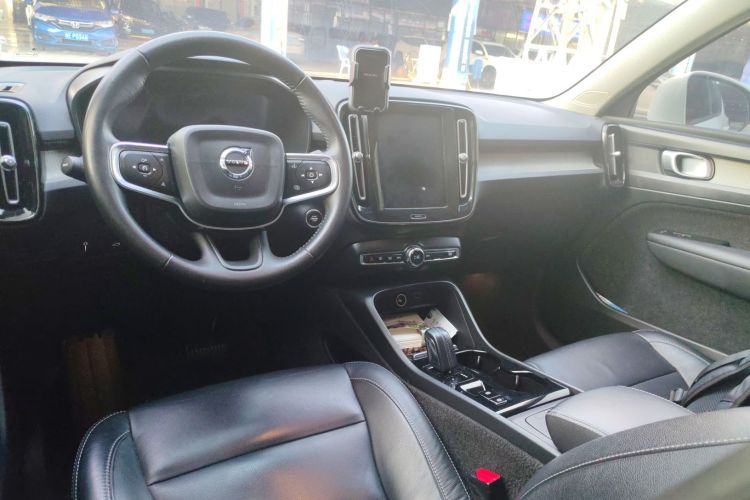 沃尔沃XC40 2020款 T3 智远豪华版中控内饰7002