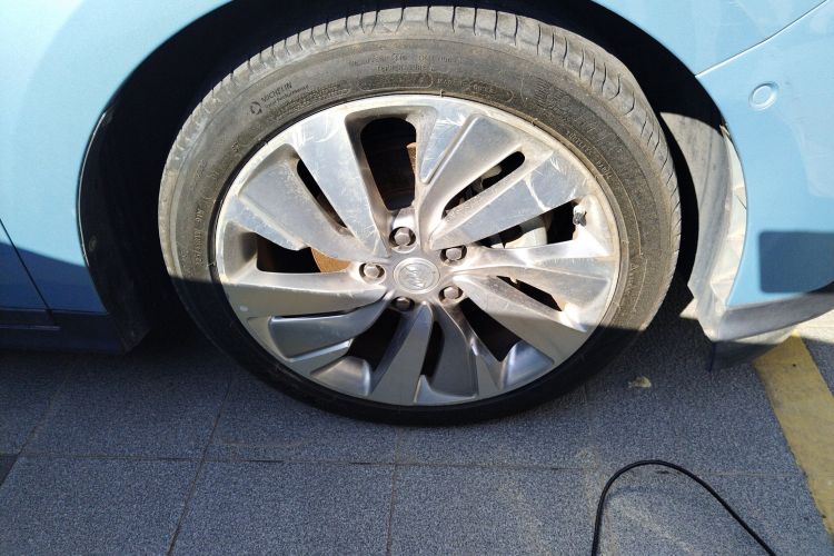 别克 微蓝6 2020款 插电混动 互联智慧型车身外观10