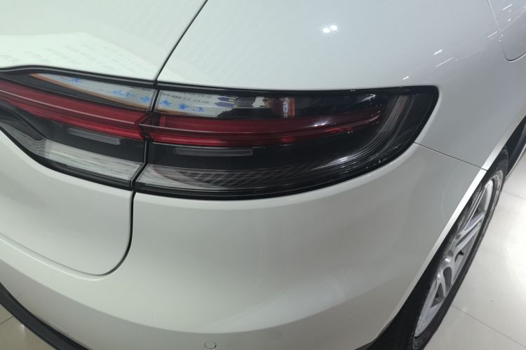 保时捷 2018款 Macan 2.0T车身外观9