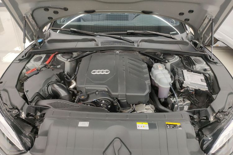 奥迪A5 2022款 Cabriolet 40 TFSI 时尚动感型机舱底盘24