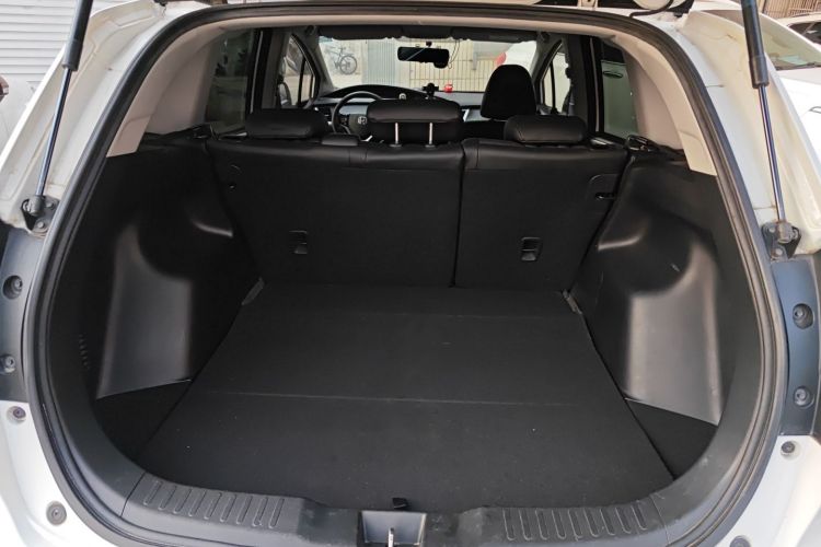 本田 杰德 2013款 1.8L 自动舒适版 5座机舱底盘23