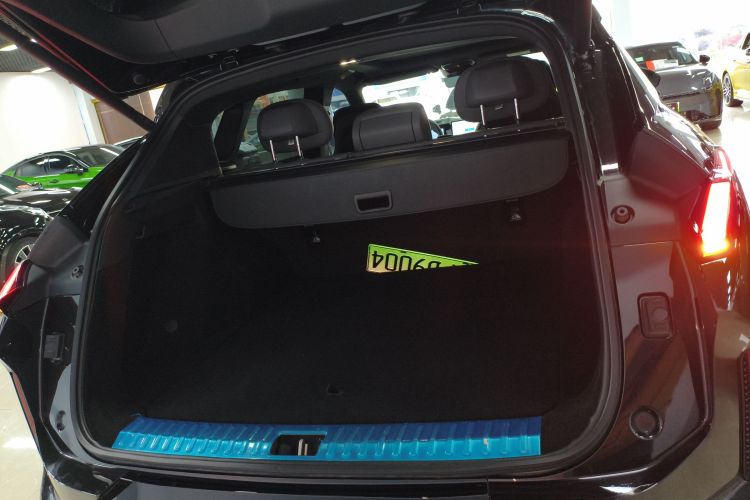 领克08 EM-P 2023款 220km 四驱性能Halo局部细节23