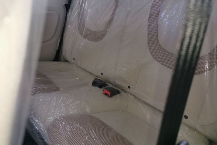 五菱汽车 宏光MINIEV 2024款 第三代 215km 青春版中控内饰21