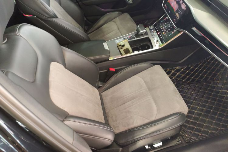 奥迪A6L 2023款 改款 45 TFSI 臻选动感型局部细节41