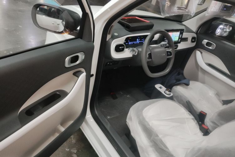 吉利银河 熊猫 2025款 210km 元气熊中控内饰20