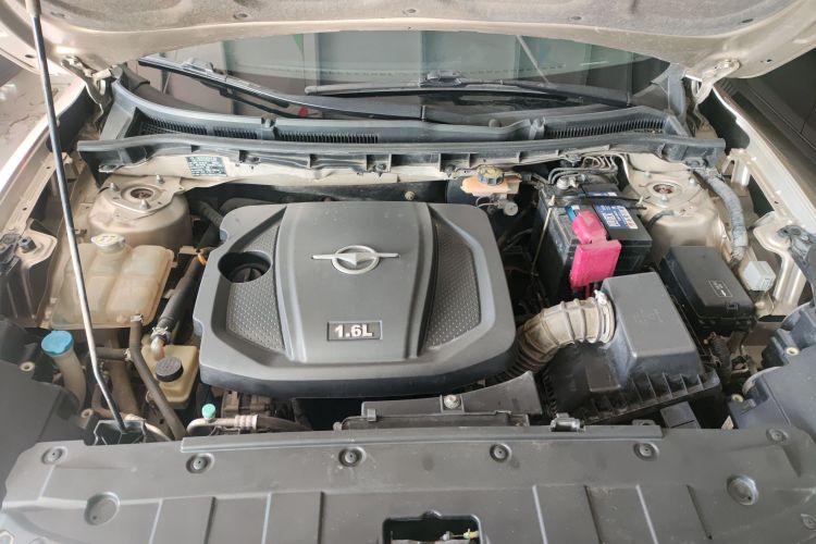 海马 福美来 2015款 1.6L 手动品尚型机舱底盘24