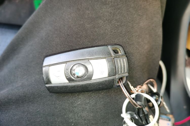 宝马X1 2014款 sDrive18i 时尚型中控内饰11