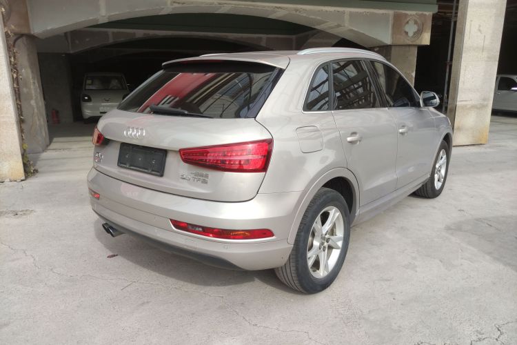 奥迪Q3 2018款 30周年年型 30 TFSI 时尚型车身外观7