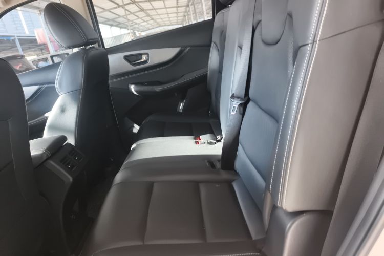 东风风光 风光S560 2018款 1.8L 手动都市型 7座中控内饰7004