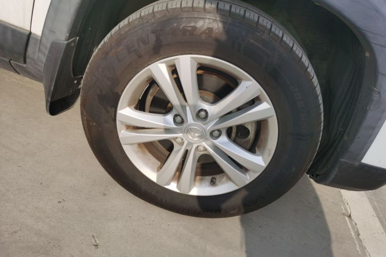 北汽幻速S5 2017款 1.3T 手动尊贵型车身外观10