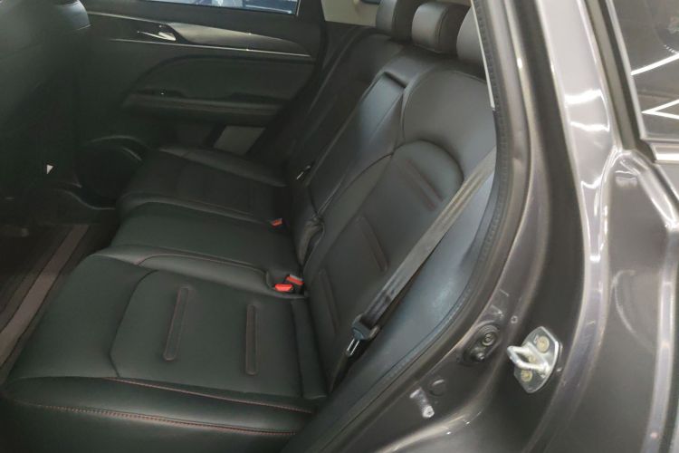 广汽传祺 传祺GS4 PLUS 2022款 390T 自动星系版中控内饰21