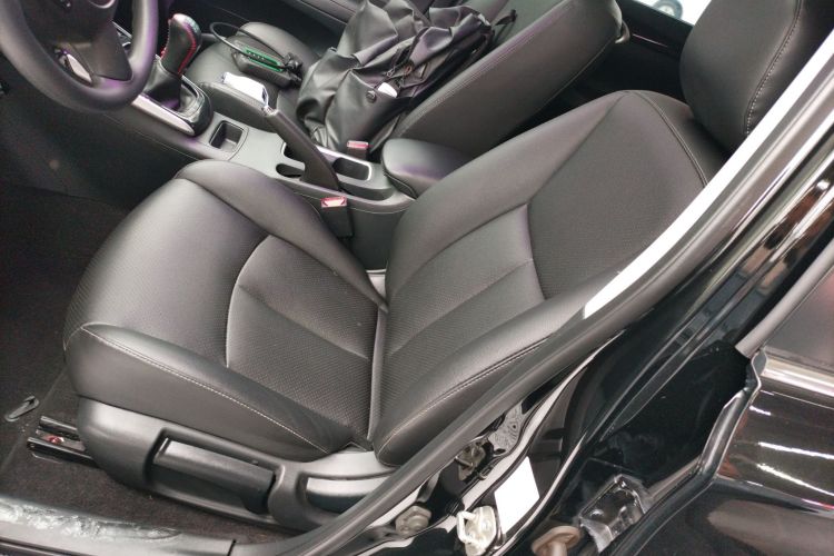 日产 轩逸 2021款 经典 1.6XL 手动豪华版局部细节19