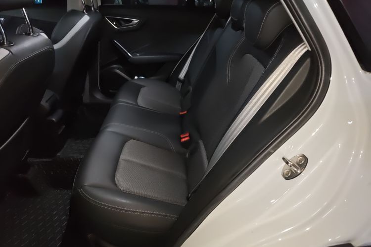 奥迪Q2L e-tron 2019款 Q2L e-tron 纯电智酷型中控内饰7004