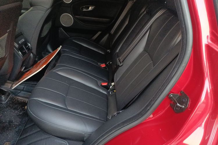 路虎 揽胜极光 2017款 2.0T 英伦锋尚版中控内饰21