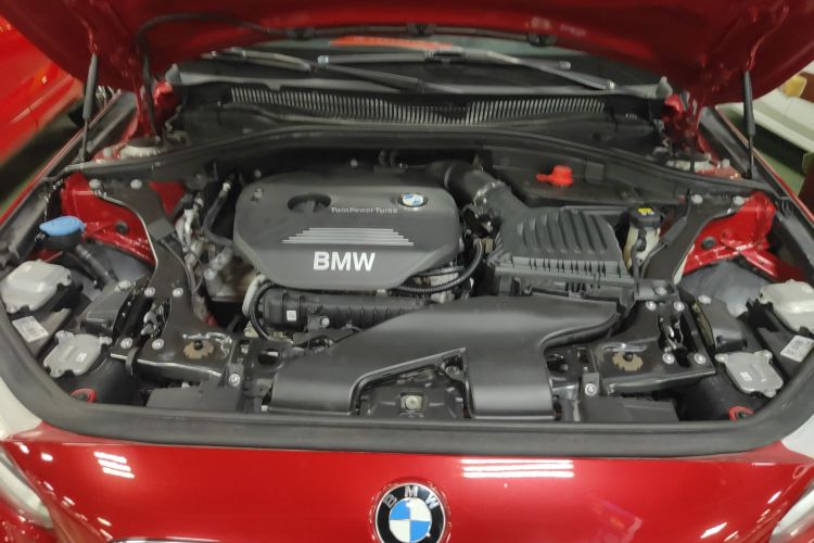 宝马1系 2017款 118i 运动型机舱底盘24