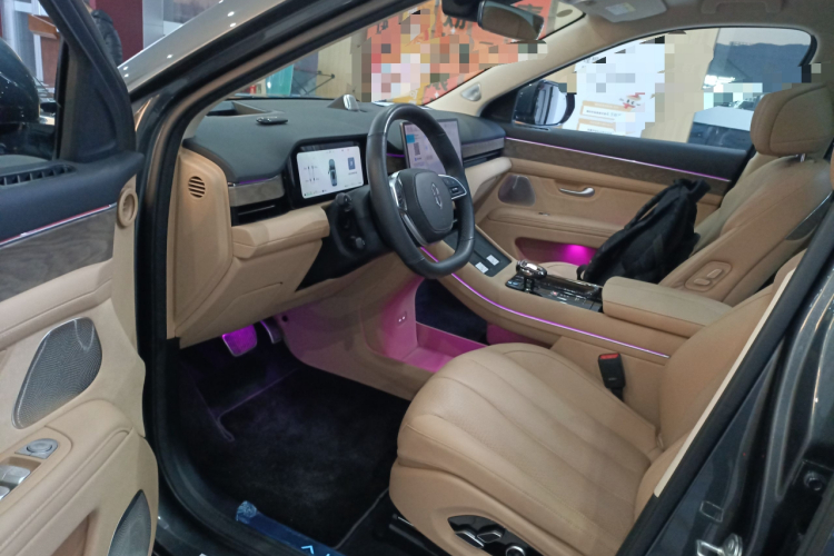 鸿蒙智行 问界M7 2022款 1.5T 四驱旗舰版中控内饰7003