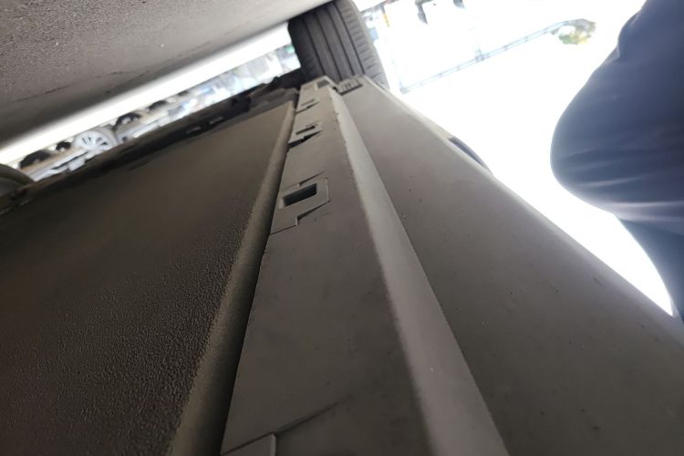 红旗E-HS9 2021款 460km 旗享版 六座局部细节9001