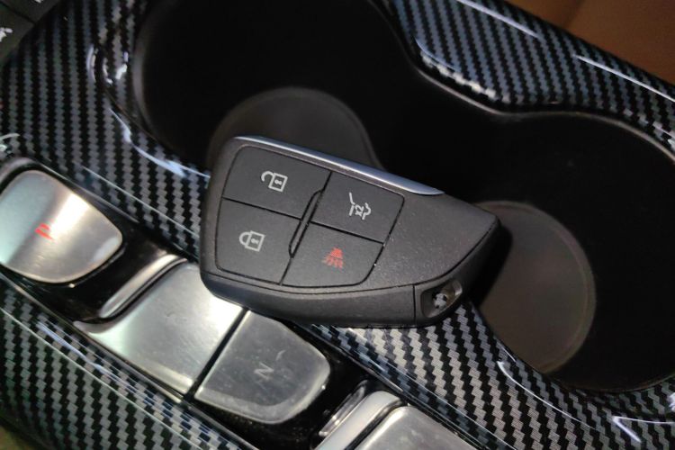 别克 2020款 昂科威S 652T 两驱限量S运动版中控内饰7001