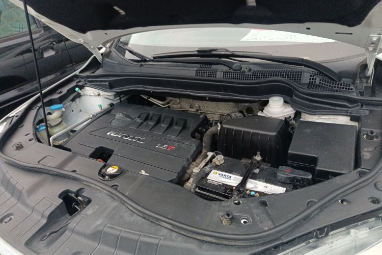 哈弗H6 2015款 改款 运动版 1.5T 手动两驱精英型机舱底盘24