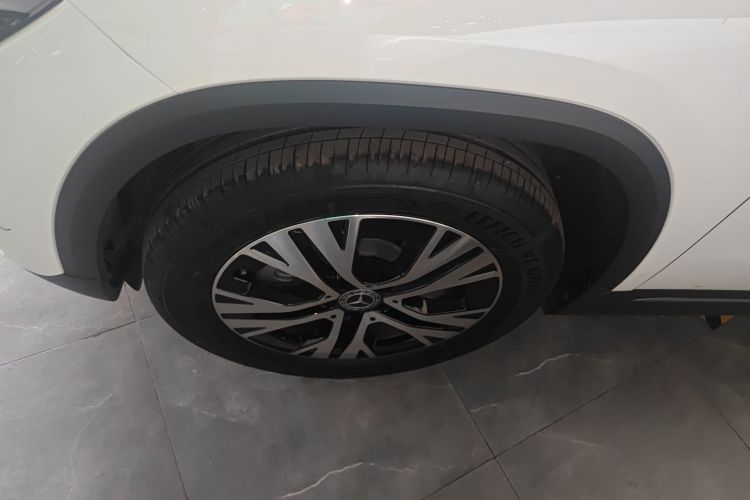 奔驰GLA 2025款 GLA 220车身外观6007