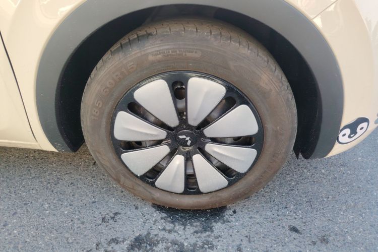 五菱汽车 五菱缤果 2025款 333km 悦享款车身外观10