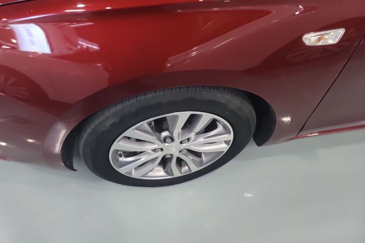 别克 英朗 2021款 改款 1.3T 自动轻混动精英型车身外观6007