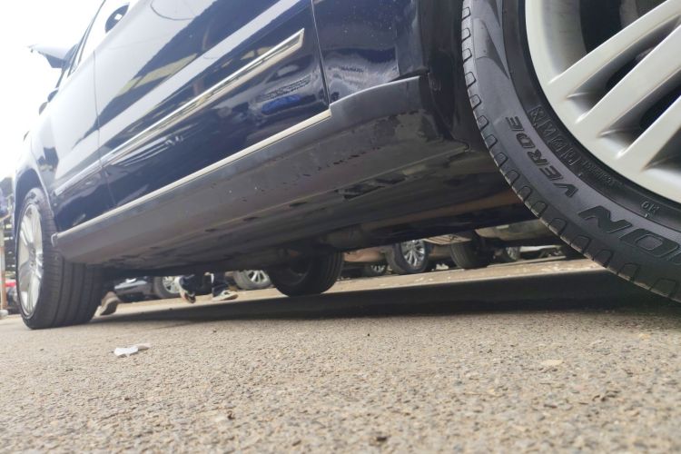 奔驰GLK级 2015款 GLK 260 4MATIC 动感型 极致版机舱底盘29