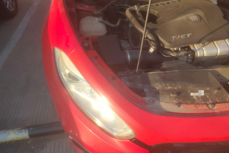 菲亚特 致悦 2014款 1.4T 自动运动版局部细节9006