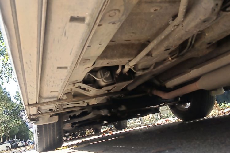 汉腾汽车 汉腾X7 2016款 1.5T 手动尊享型局部细节9003