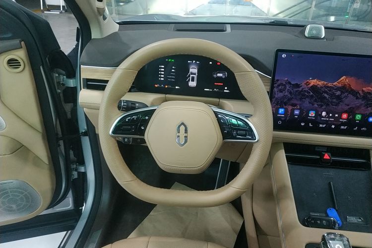 鸿蒙智行 问界M7 2024款 1.5T 四驱Plus版 5座局部细节13