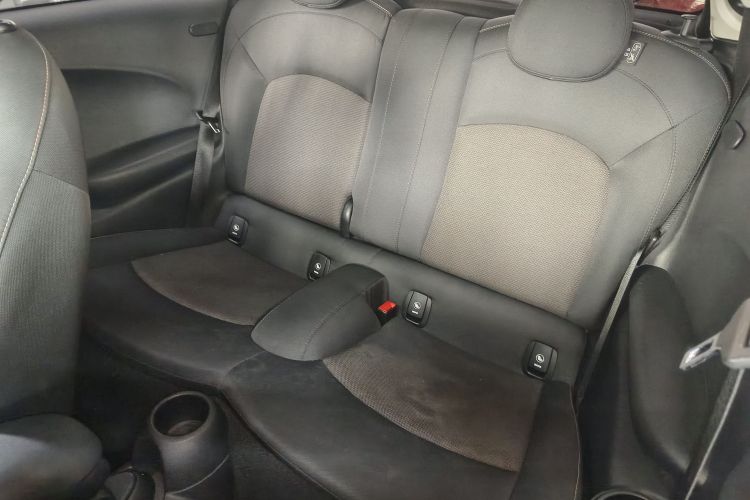 MINI 2018款 1.5T ONE PLUS中控内饰21