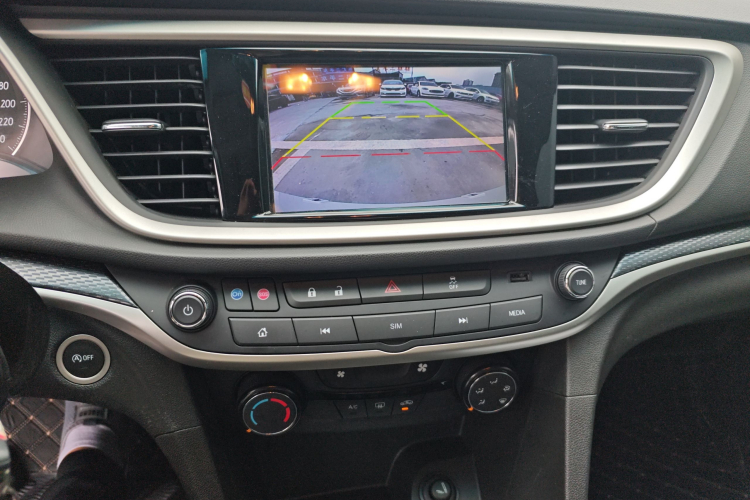 别克 英朗 2021款 改款 典范 1.5L 自动精英型中控内饰16