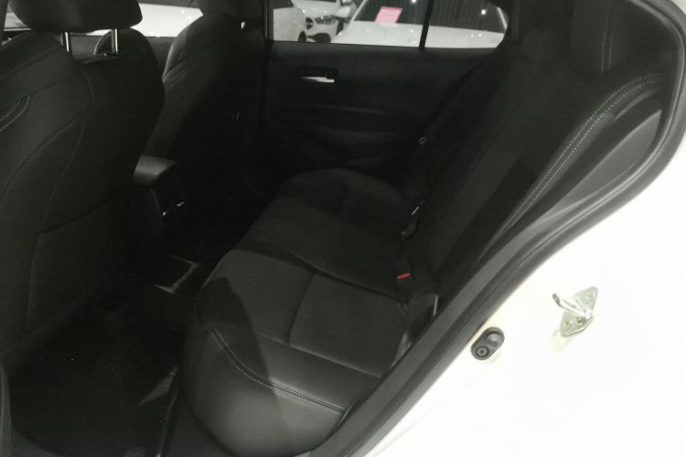 丰田 雷凌 2024款 185T CVT豪华版中控内饰21