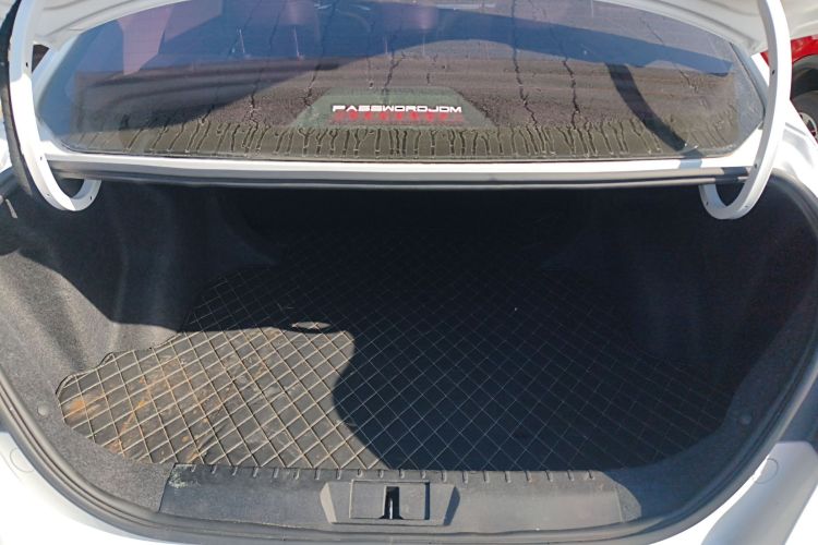 吉利汽车 帝豪 2020款 1.5L CVT豪华型机舱底盘23