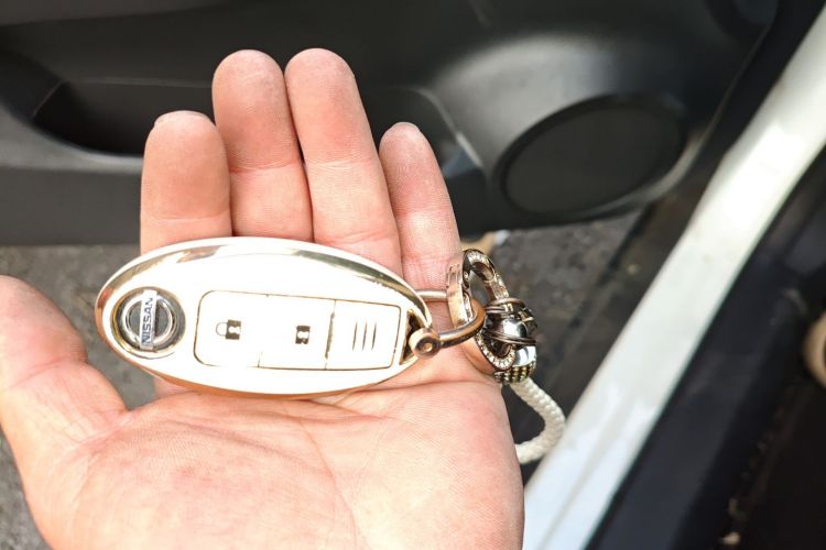 日产 奇骏 2019款 2.0L CVT智联舒适版 2WD中控内饰11