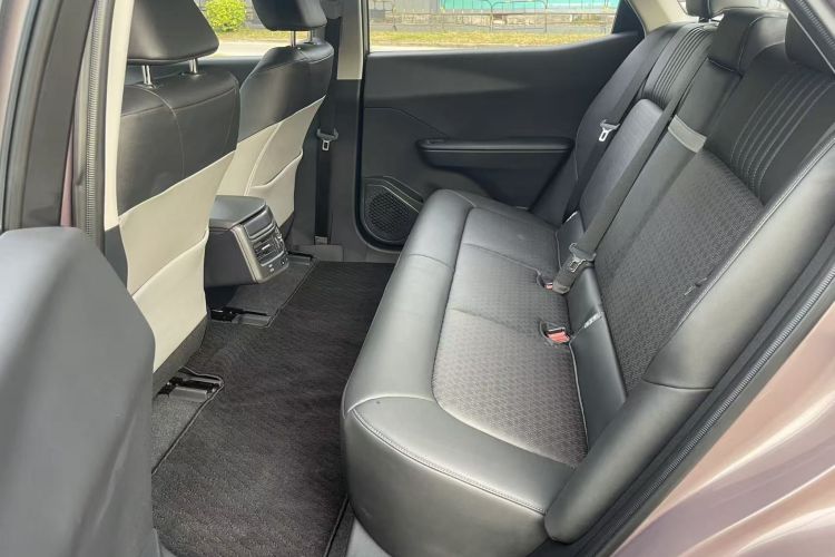 丰田bZ3 2023款 616km 长续航Premium中控内饰7004