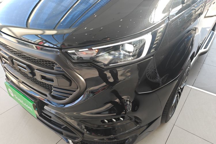 钧天 沃森威尔福特黑武士 2025款 2.0T 汽油巅峰版局部细节36