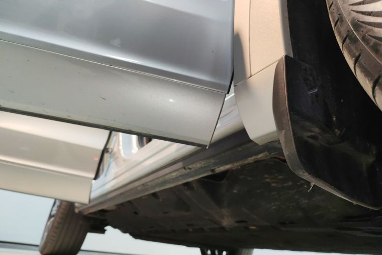 鸿蒙智行 问界M7 2024款 1.5T 后驱Plus版 5座局部细节9001