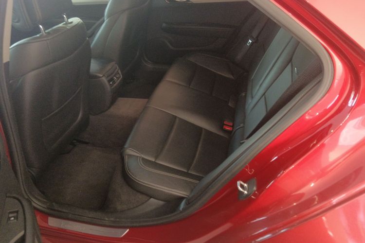 凯迪拉克ATS-L 2017款 28T 时尚型中控内饰7004