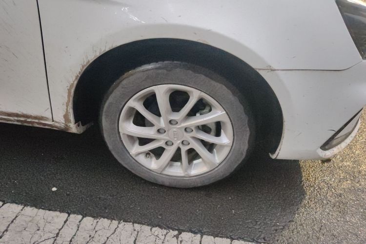 吉利汽车 帝豪 2021款 UP 1.5L CVT豪华型车身外观10