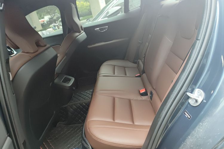 沃尔沃S60 2023款 B4 智远豪华版中控内饰7004