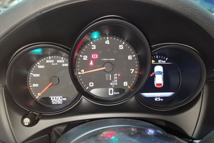 保时捷 2017款  Macan 2.0T中控内饰14