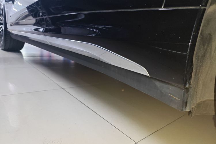 极氪7X 2025款 75kWh 后驱智驾版局部细节9002