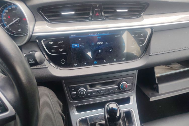 吉利汽车 帝豪 2019款 领军版 1.5L CVT豪华型 国VI局部细节16