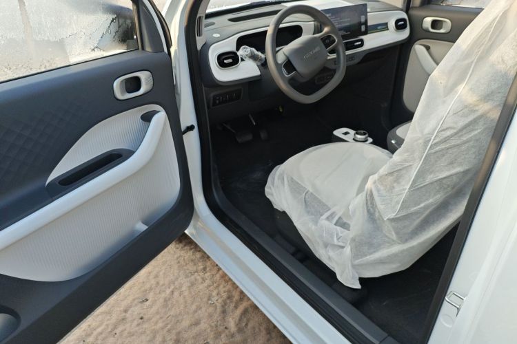 吉利银河 熊猫 2025款 210km 元气熊中控内饰20