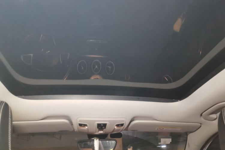 奔驰GLA 2019款 GLA 200 时尚型局部细节22