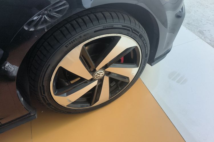 大众 高尔夫GTI 2019款 2.0TSI GTI 国V车身外观6008